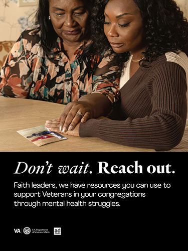 Graphic with mother and daughter looking at Veteran photos